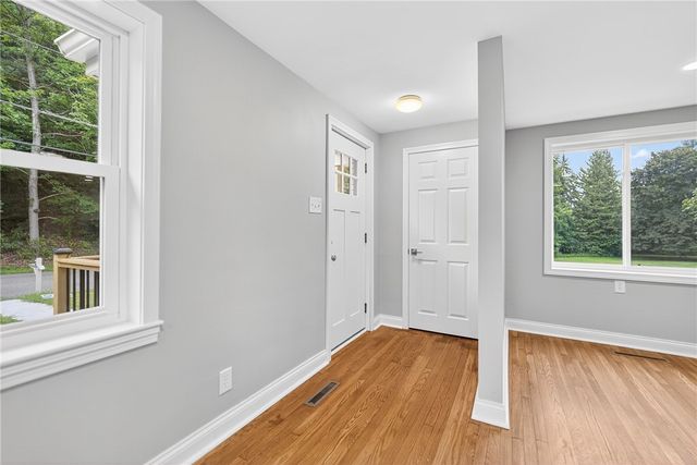 1165 Gypsy Glen Rd, Brighton Twp, PA 15009