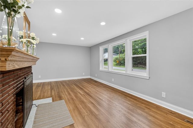 1165 Gypsy Glen Rd, Brighton Twp, PA 15009