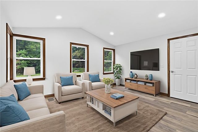 1165 Gypsy Glen Rd, Brighton Twp, PA 15009