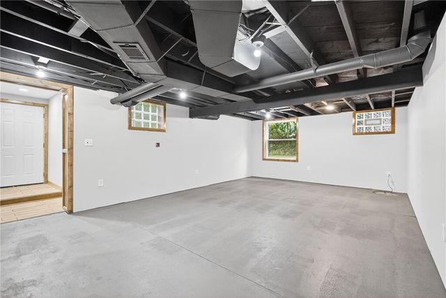 1165 Gypsy Glen Rd, Brighton Twp, PA 15009