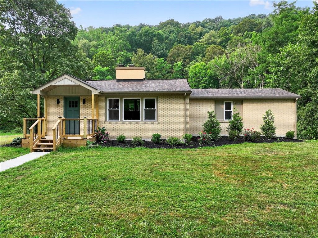 1165 Gypsy Glen Rd, Brighton Twp, PA 15009