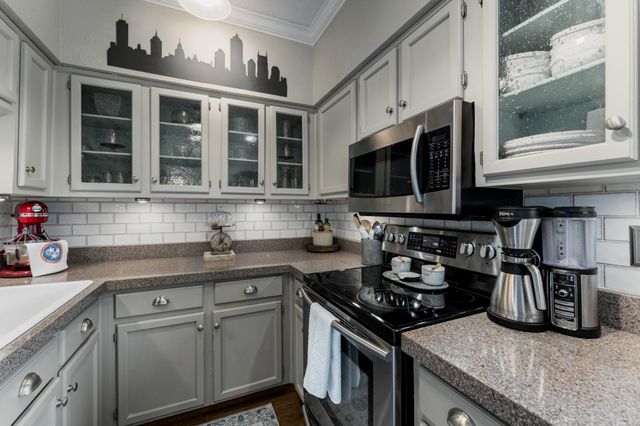 4487 Post Pl Apt 164, Nashville, TN 37205