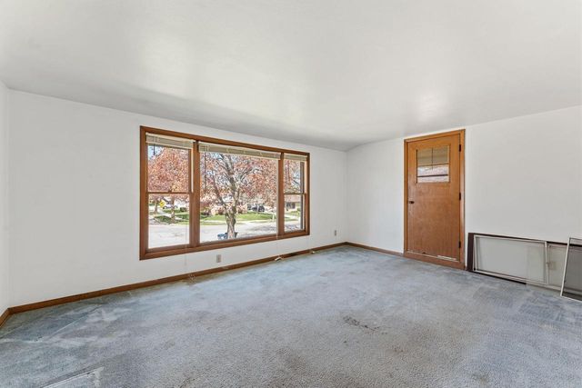 3842 S 77th STREET, Milwaukee, WI 53220