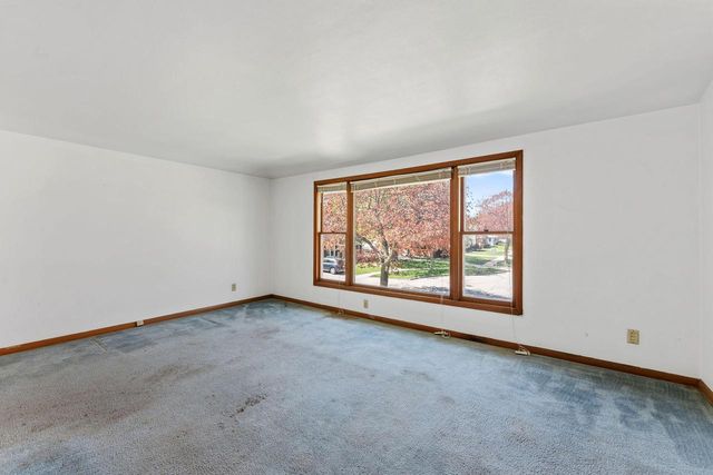 3842 S 77th STREET, Milwaukee, WI 53220
