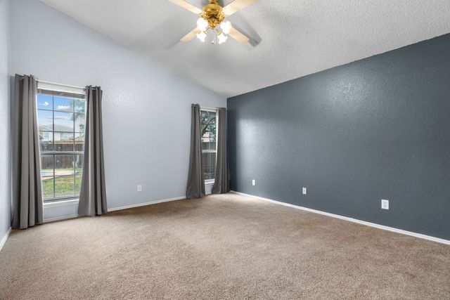 5016 Prairie Creek Trail, Fort Worth, TX 76179