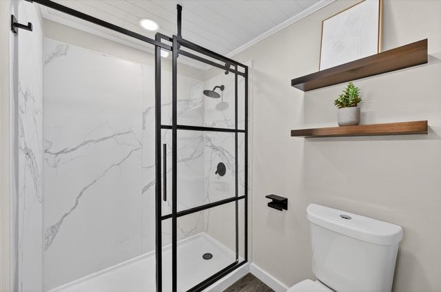 704 Spring Miller Court, Arlington, TX 76002