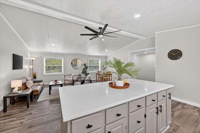 704 Spring Miller Court, Arlington, TX 76002