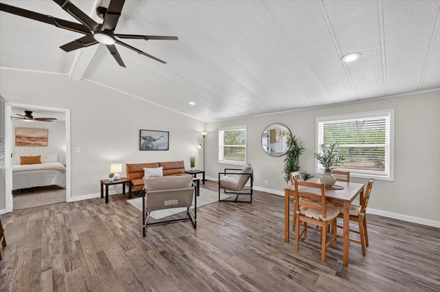 704 Spring Miller Court, Arlington, TX 76002