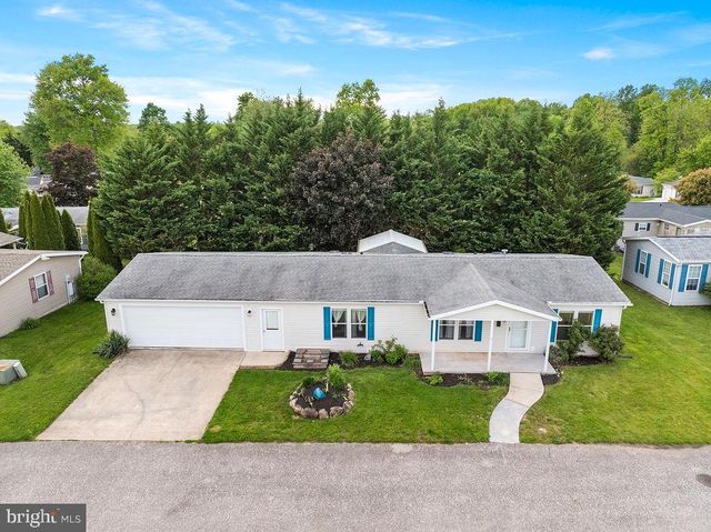 602 PINE TREE LN, Abbottstown, PA 17301