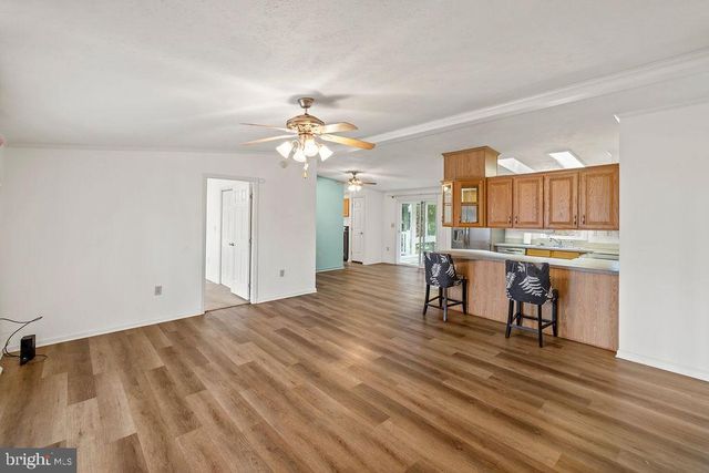 602 PINE TREE LN, Abbottstown, PA 17301