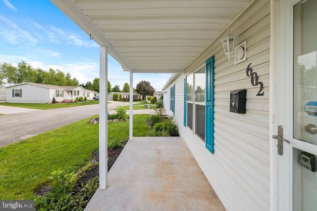 602 PINE TREE LN, Abbottstown, PA 17301