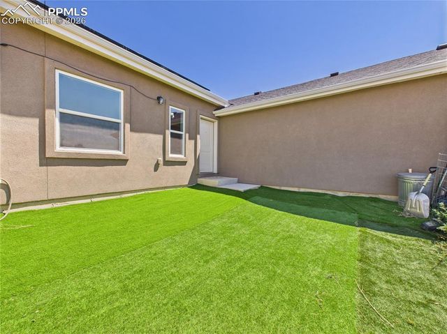 1437 N Chuckwagon Lane, Pueblo West, CO 81007