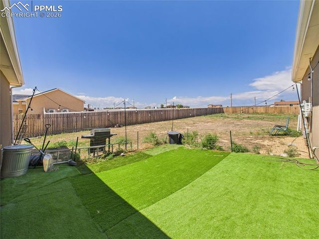 1437 N Chuckwagon Lane, Pueblo West, CO 81007