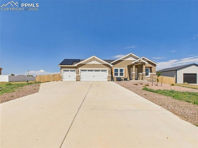 1437 N Chuckwagon Lane, Pueblo West, CO 81007