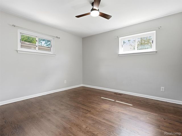 21736 Timberidge Street, St. Clair Shores, MI 48082