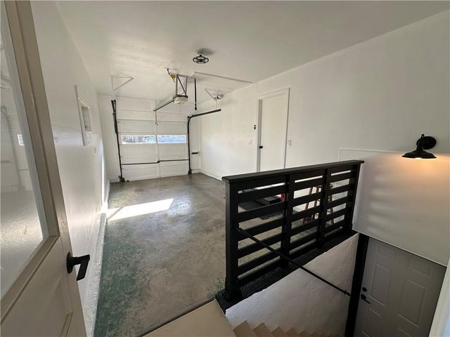 12806 E 33 Street S, Independence, MO 64055