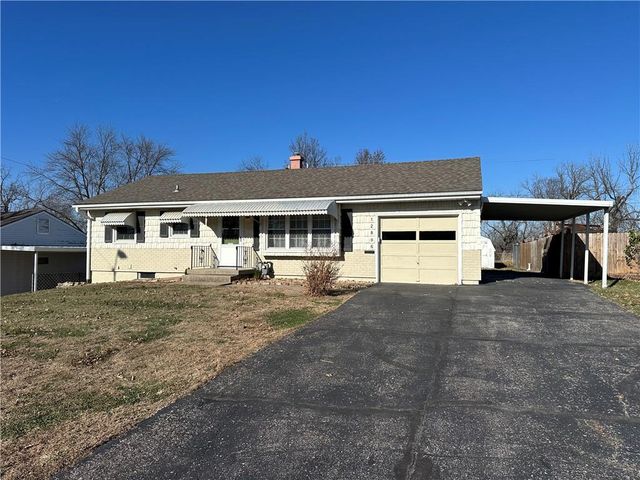 12806 E 33 Street S, Independence, MO 64055