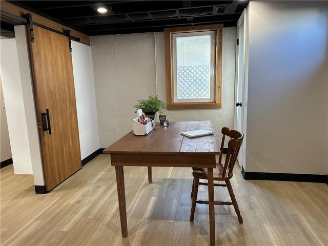 12806 E 33 Street S, Independence, MO 64055