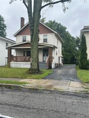 12716 Rexwood Avenue, Garfield Heights, OH 44105