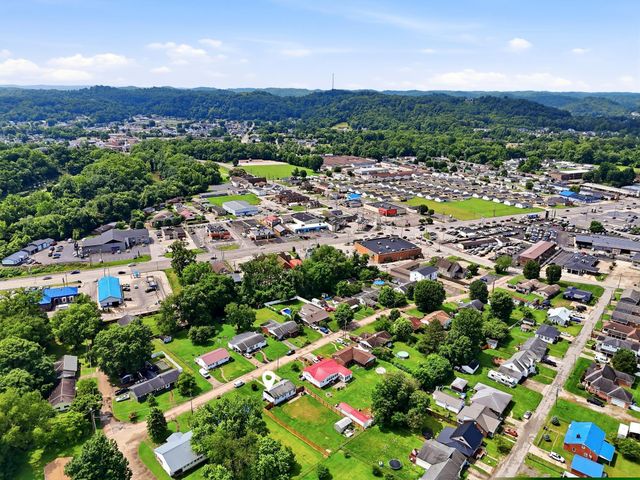 215 Wilkinson Street, Huntington, WV 25705