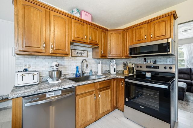 215 Wilkinson Street, Huntington, WV 25705