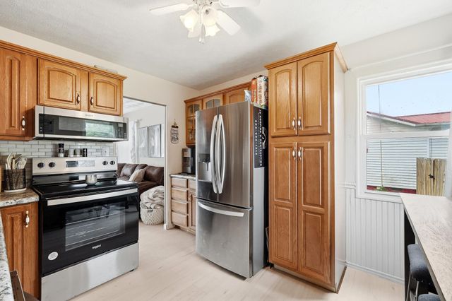 215 Wilkinson Street, Huntington, WV 25705