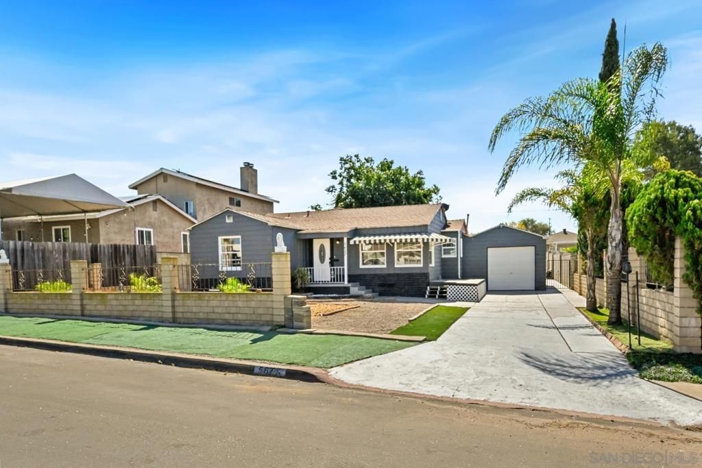5627 Shaw, San Diego, CA 92139 — exterior