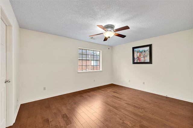 6102 Walkers Park Drive, Sugar Land, TX 77479