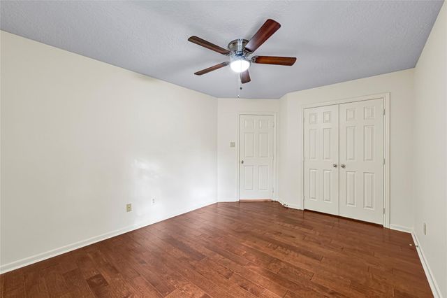 6102 Walkers Park Drive, Sugar Land, TX 77479