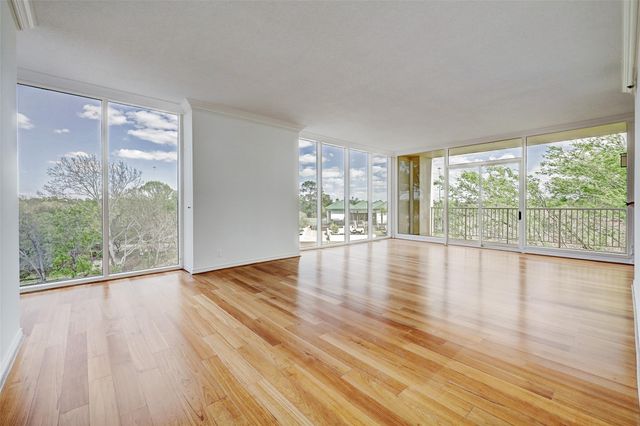 121 N Post Oak 501, Houston, TX 77024