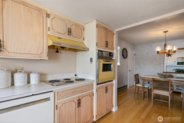 3740 E State Route 302, Belfair, WA 98528