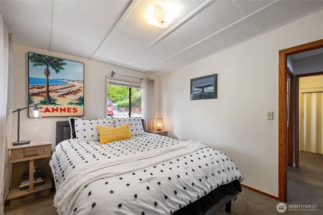 3740 E State Route 302, Belfair, WA 98528