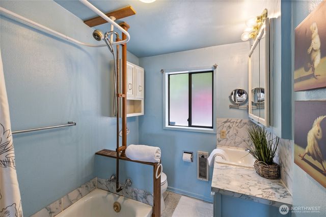 3740 E State Route 302, Belfair, WA 98528