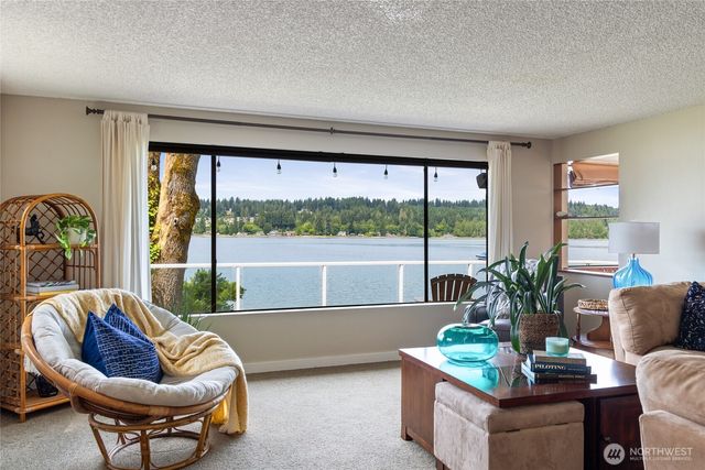 3740 E State Route 302, Belfair, WA 98528