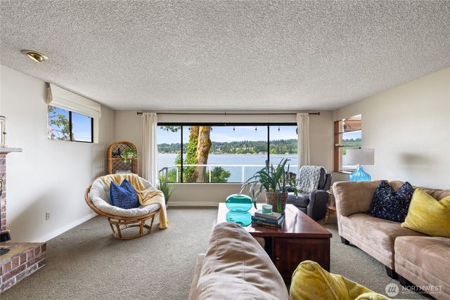 3740 E State Route 302, Belfair, WA 98528