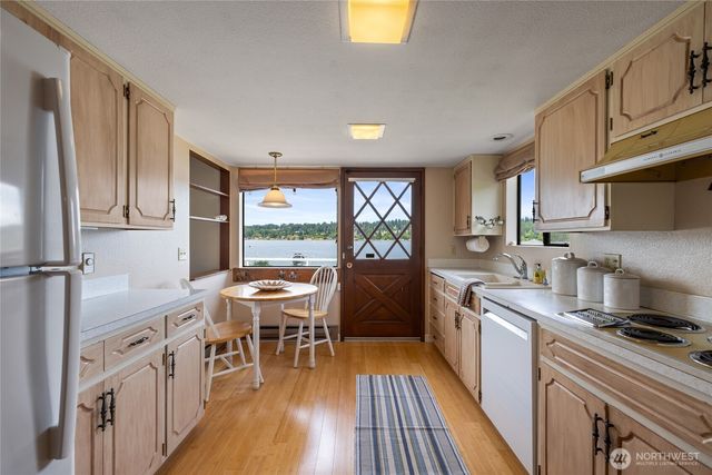 3740 E State Route 302, Belfair, WA 98528