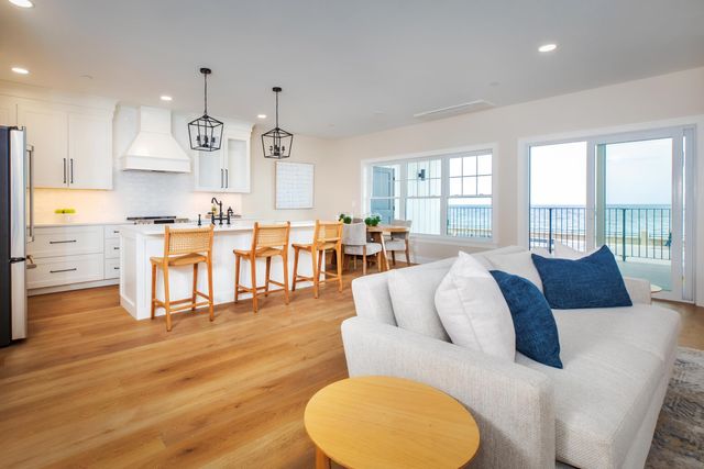 465 Ocean Blvd Unit 502, Hampton, NH 03842