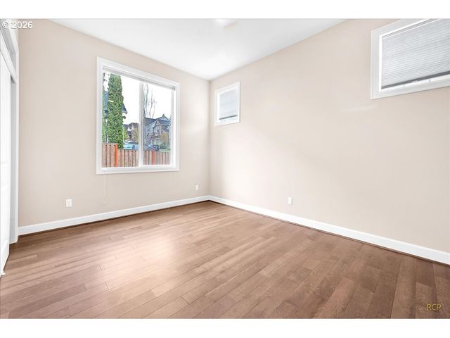 10851 Nw CLAIRE Ct, Portland, OR 97229