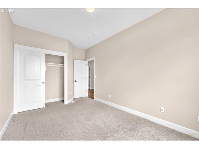 10851 Nw CLAIRE Ct, Portland, OR 97229
