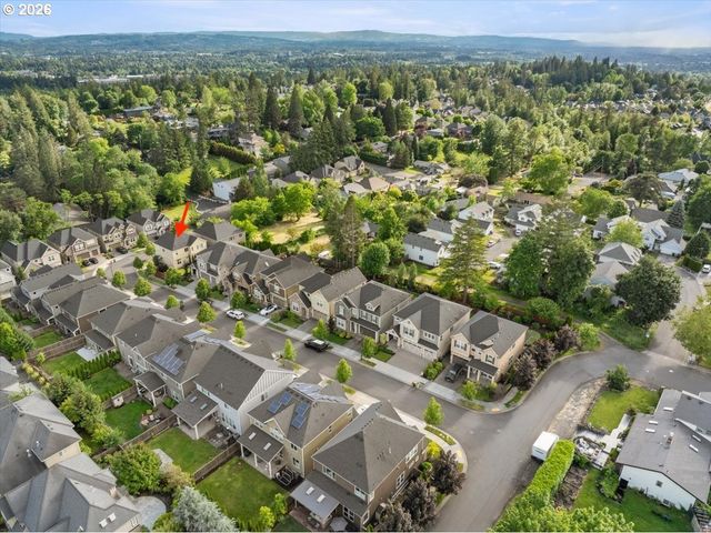 10851 Nw CLAIRE Ct, Portland, OR 97229