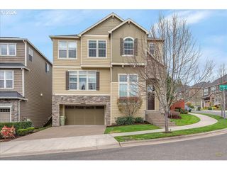 10851 Nw CLAIRE Ct, Portland, OR 97229