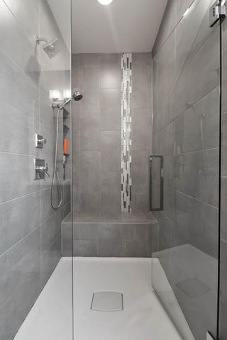 3911 Crown Drive, Valparaiso, IN 46383