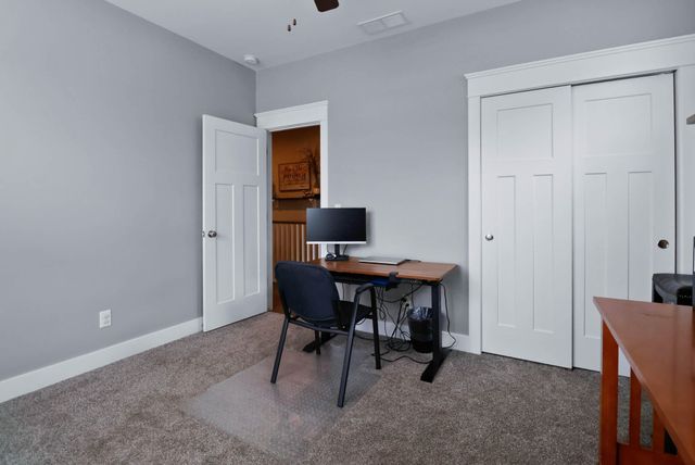 3911 Crown Drive, Valparaiso, IN 46383