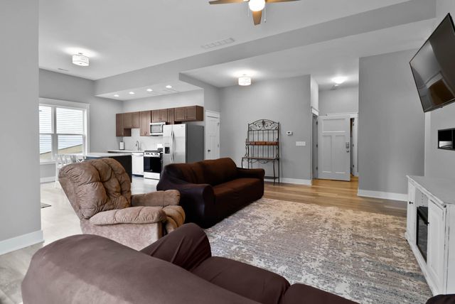 3911 Crown Drive, Valparaiso, IN 46383