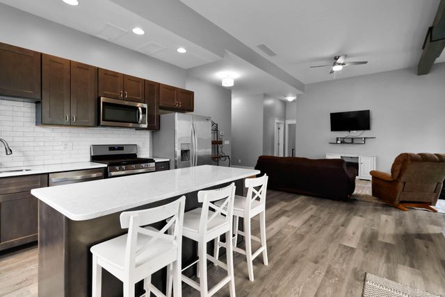 3911 Crown Drive, Valparaiso, IN 46383