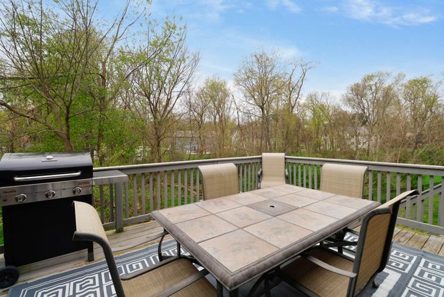 3911 Crown Drive, Valparaiso, IN 46383