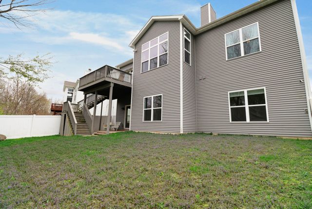 3911 Crown Drive, Valparaiso, IN 46383