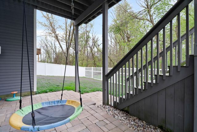 3911 Crown Drive, Valparaiso, IN 46383