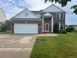 7753 Turrillium Lane, Waterford Charter Township, MI 48327