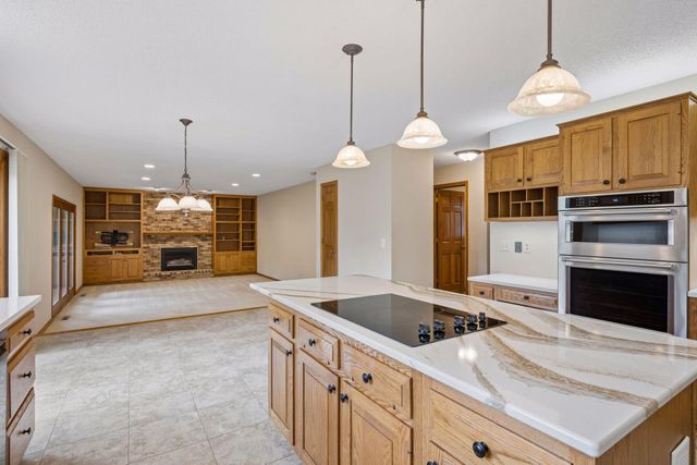 3385 Rosewood Lane N, Plymouth, MN 55441